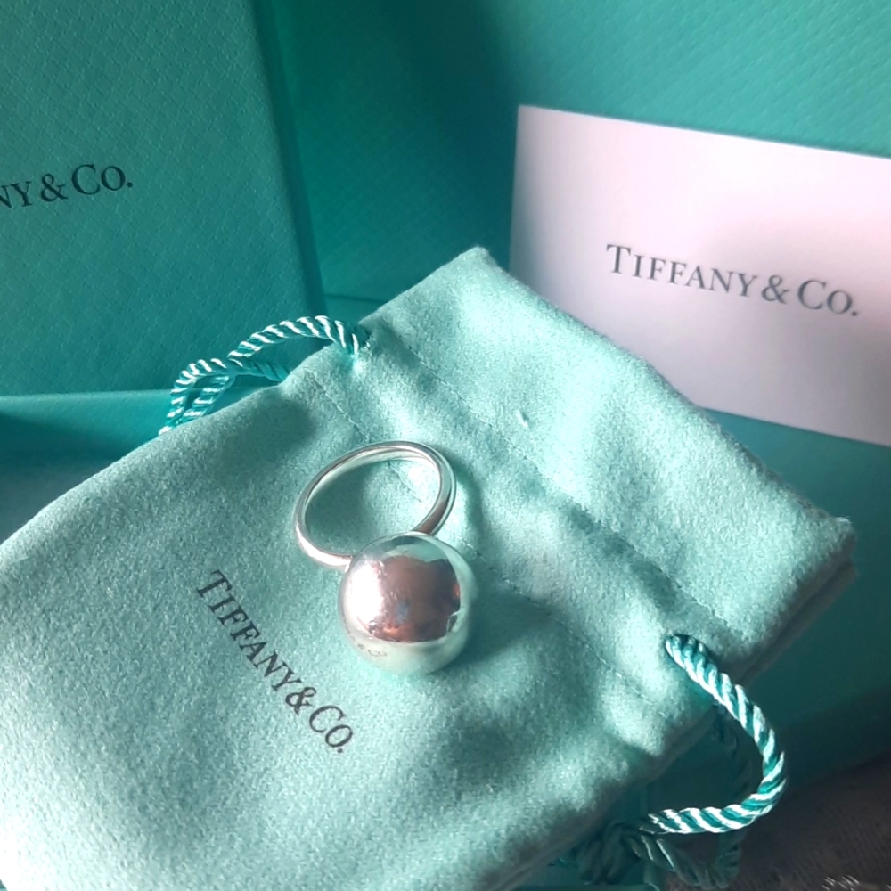 Tiffany & Co. Ball Ring with Gift Bag & Box Set 🌟 - Picture 8 of 11